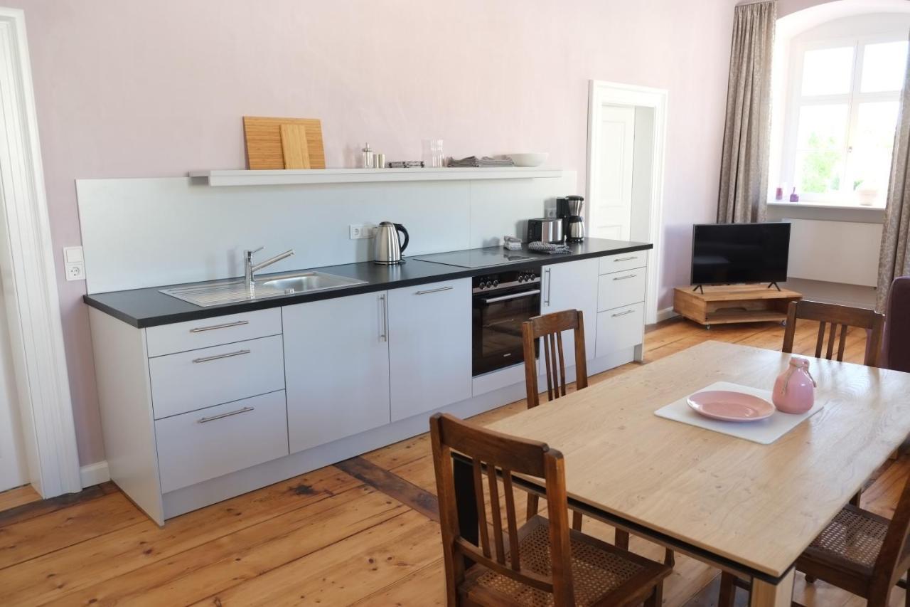 65Qm Wohnung Klosterblick Im Historischen Pfarrhaus Pielenhofen Extérieur photo