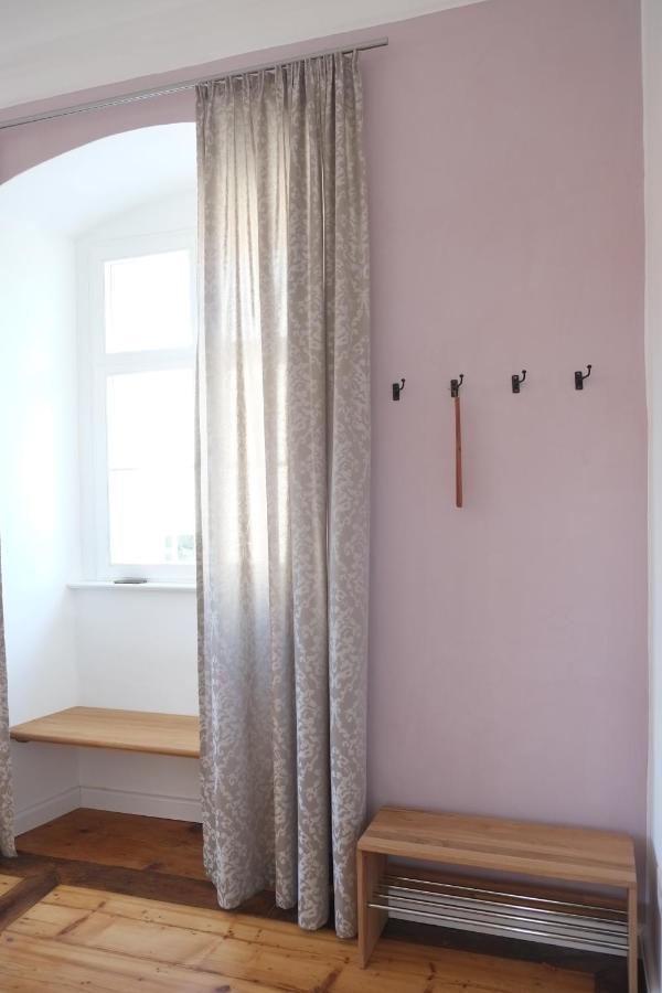 65Qm Wohnung Klosterblick Im Historischen Pfarrhaus Pielenhofen Extérieur photo